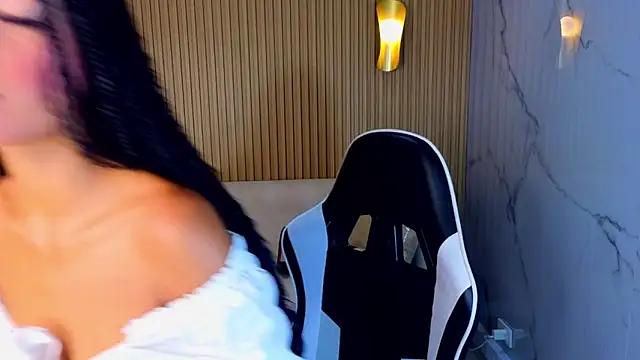 Perla Moon Tx online show from 03.10.26