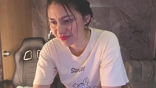 Snapshot of rox_luxury_tf chatting on 07.24.26 rox luxury tf online show from 07.24.26