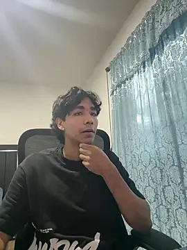 Snapshot of Pedestal_diamant chatting on 03.02.26 Pedestal diamant online show from 03.02.26