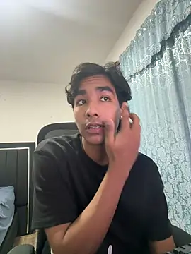 Snapshot of Pedestal_diamant chatting on 03.05.26 Pedestal diamant online show from 03.05.26