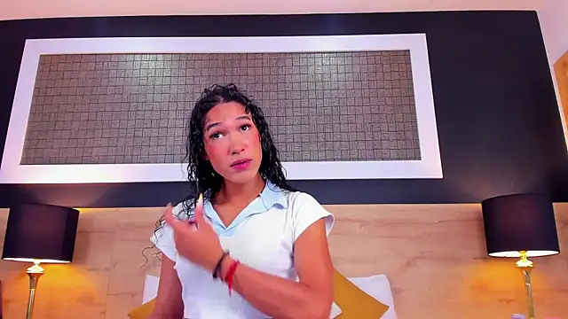 Chloee  Adams online show from 04.24.26
