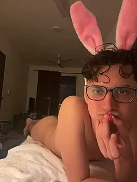 Snapshot of MachorritaPop chatting on 02.08.26 MachorritaPop online show from 02.08.26