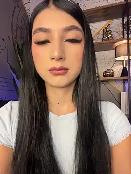 BadLilAngelXXX online show from 05.25.26