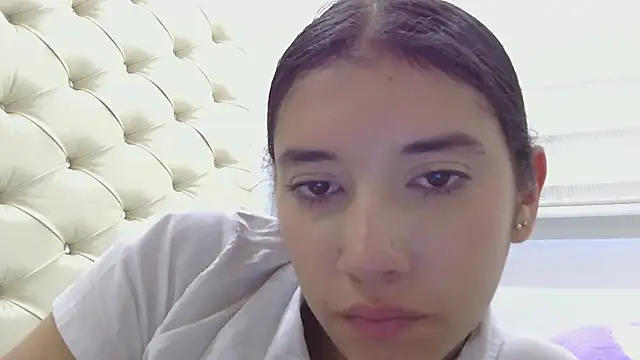 Snapshot of ScarlettMus chatting on 03.21.26 ScarlettMus online show from 03.21.26