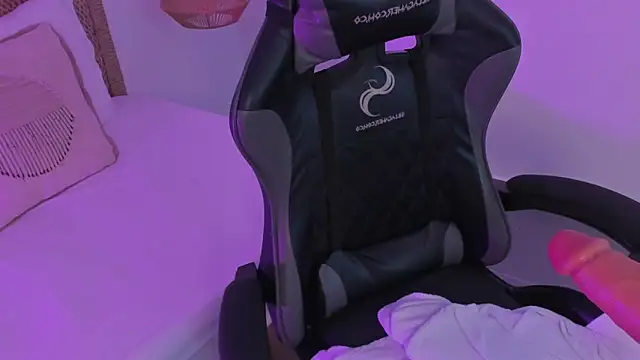 lilith visser online show from 03.05.26