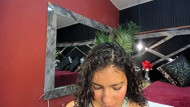 CharlotteMein online show from 03.31.26