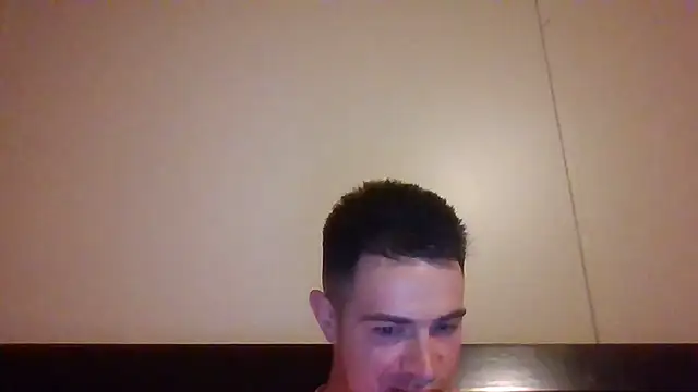 Snapshot of midnightsinz chatting on 04.02.26 midnightsinz online show from 04.02.26