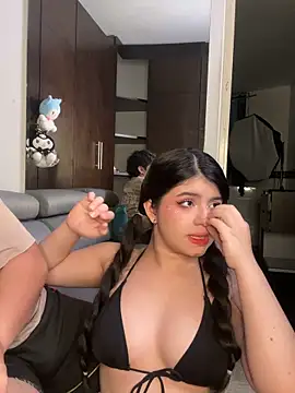 EmilyAndAndrew online show from 05.09.26