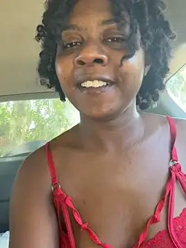 Snapshot of Ebony_Queeen chatting on 06.06.26 Ebony Queeen online show from 06.06.26