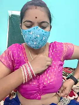 Snapshot of Tamilkannadacouple chatting on 03.22.26 Tamilkannadacouple online show from 03.22.26