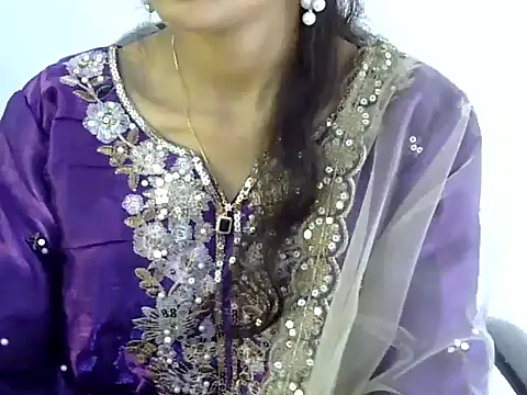Snapshot of Mehaak_ chatting on 05.15.26 Mehaak online show from 05.15.26