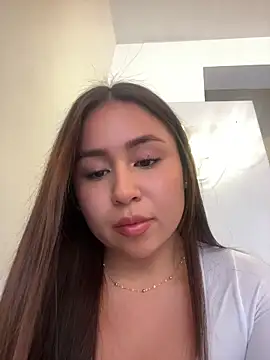 Snapshot of MAGIC_EMMY chatting on 03.15.26 MAGIC EMMY online show from 03.15.26