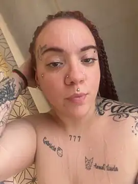 Snapshot of Diablita13 chatting on 03.01.26 Diablita13 online show from 03.01.26