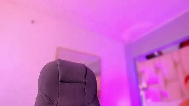 AishaKassandra online show from 07.05.26