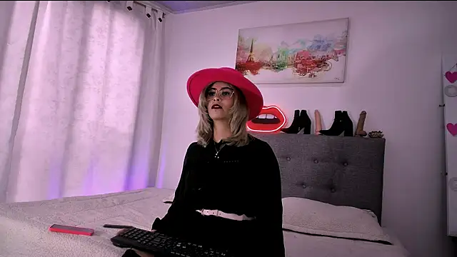 Sharlott 3 online show from 02.12.26