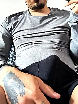 miiich86 online show from 03.17.26