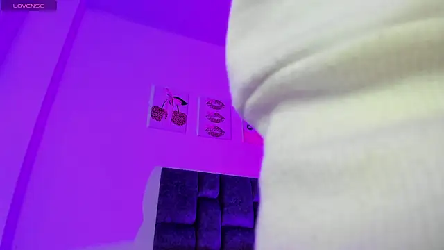 Madison Rosee online show from 05.04.26