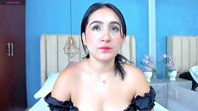 Hilary dolce online show from 03.21.26