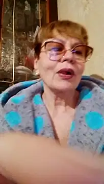 SophieBurns online show from 04.19.26