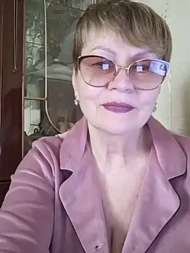 SophieBurns online show from 05.28.26