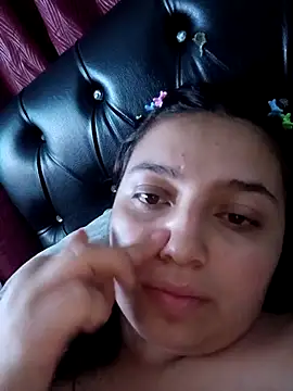 Snapshot of MajoArias chatting on 03.06.26 MajoArias online show from 03.06.26