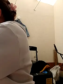 Snapshot of MajoArias chatting on 03.11.26 MajoArias online show from 03.11.26