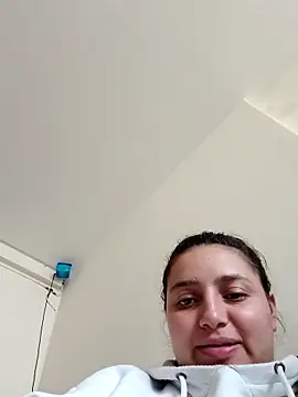 Snapshot of MajoArias chatting on 03.13.26 MajoArias online show from 03.13.26