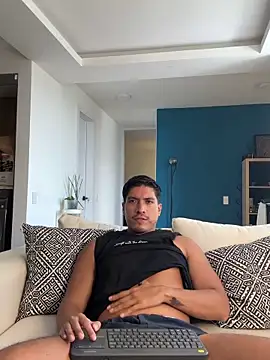 Snapshot of NicoHeat chatting on 03.10.26 NicoHeat online show from 03.10.26