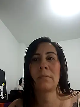 Sophie Tyler online show from 04.29.26