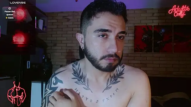 Snapshot of dave_wolf7 chatting on 03.26.26 dave wolf7 online show from 03.26.26