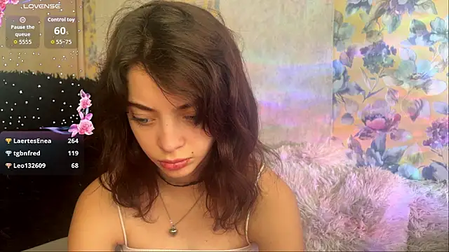 Snapshot of CassyVixen chatting on 07.17.26 CassyVixen online show from 07.17.26