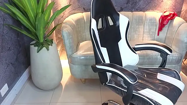 Snapshot of Lisa_Doll_Tx chatting on 03.21.26 Lisa Doll Tx online show from 03.21.26