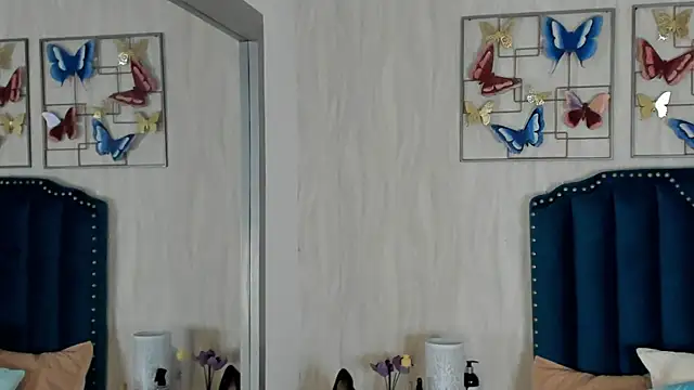 Snapshot of kendall__hill_ chatting on 03.22.26 kendall hill online show from 03.22.26