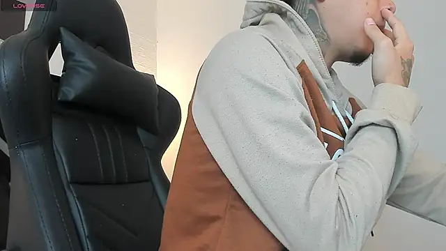 Snapshot of iamdaiker chatting on 02.16.26 iamdaiker online show from 02.16.26