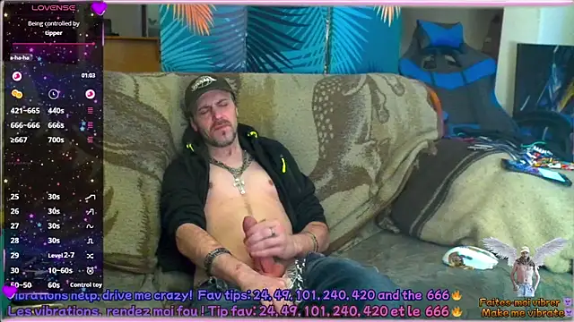 Snapshot of SwatRocShy chatting on 02.25.26 SwatRocShy online show from 02.25.26