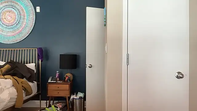 Goldie Glows63 online show from 02.28.26