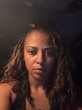 Goldie Glows63 online show from 03.12.26