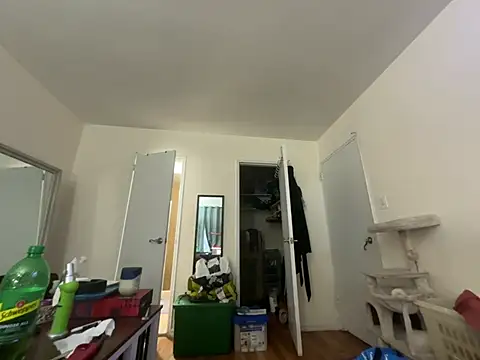 Goldie Glows63 online show from 04.16.26