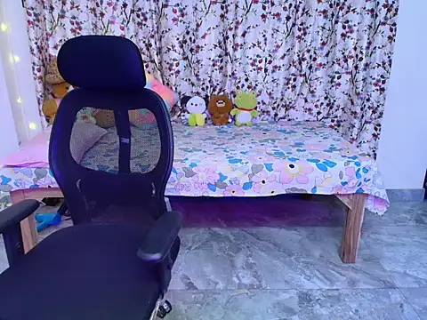 Snapshot of Bold-camlin chatting on 03.16.26 Bold-camlin online show from 03.16.26