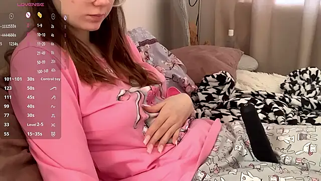 LakendraNoren online show from 03.11.26