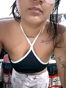 Zoe Renata online show from 04.28.26