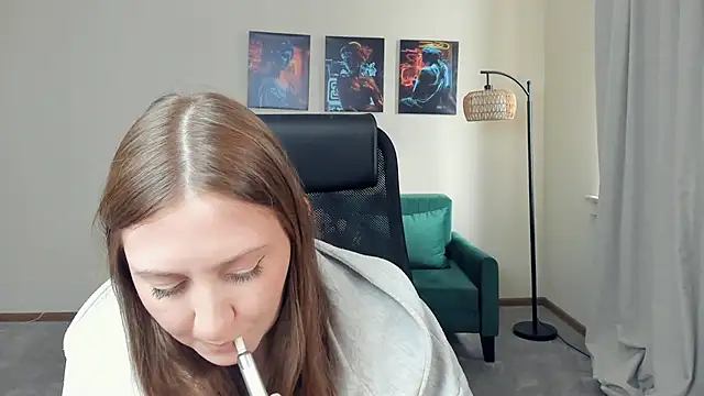 Snapshot of MernaVecchi chatting on 02.09.26 MernaVecchi online show from 02.09.26