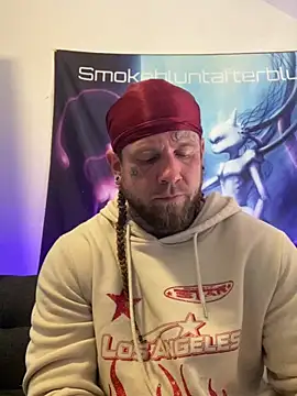 Smokebluntafterblunt online show from 04.27.26