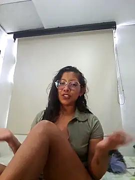 Snapshot of Camila_Lopez1 chatting on 02.11.26 Camila Lopez1 online show from 02.11.26