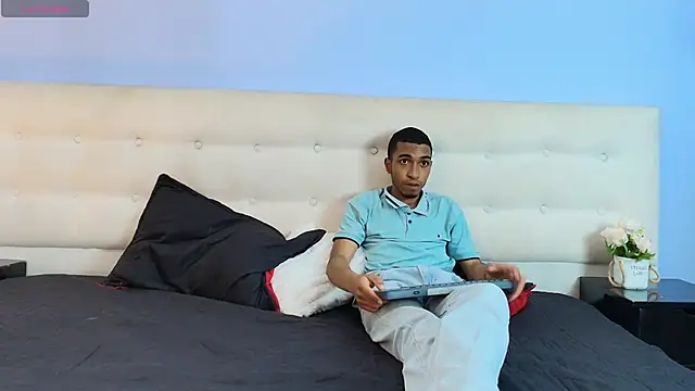 Snapshot of RickeyngySweet chatting on 03.17.26 RickeyngySweet online show from 03.17.26