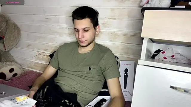 Snapshot of Donald_boy chatting on 03.17.26 Donald boy online show from 03.17.26