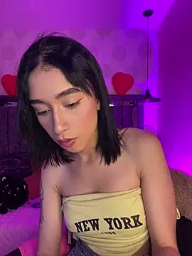 alahia pink online show from 03.10.26