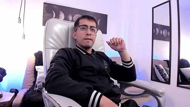 Snapshot of Tommas_Jhonson chatting on 03.06.26 Tommas Jhonson online show from 03.06.26