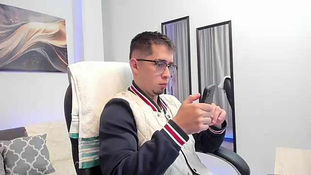 Snapshot of Tommas_Jhonson chatting on 03.15.26 Tommas Jhonson online show from 03.15.26