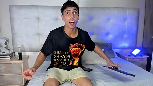 Snapshot of AnyelMiller chatting on 02.10.26 AnyelMiller online show from 02.10.26